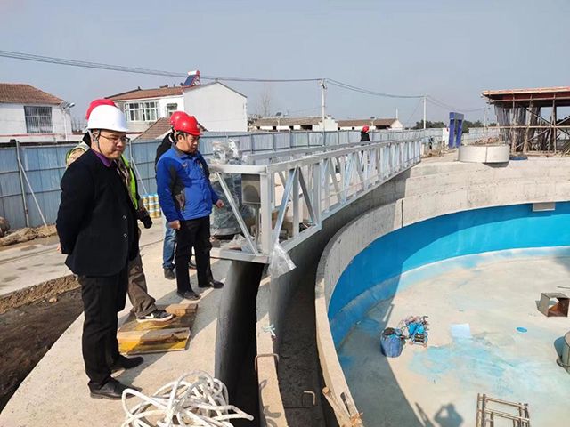 河南萬川(chuan)環保設備公司領導到永城、濟(ji)南兩箇項目視詧工作